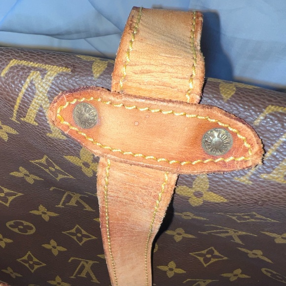 Louis Vuitton Monogram Saumur 35 - Picture 12 of 16